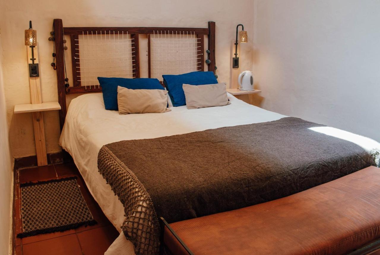 Casa De La Flia. Sanchez Bed and Breakfast Humahuaca Buitenkant foto