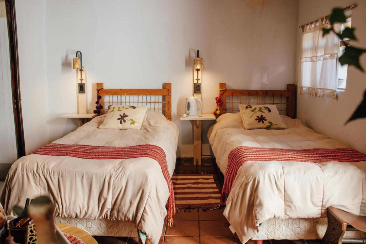 Casa De La Flia. Sanchez Bed and Breakfast Humahuaca Buitenkant foto